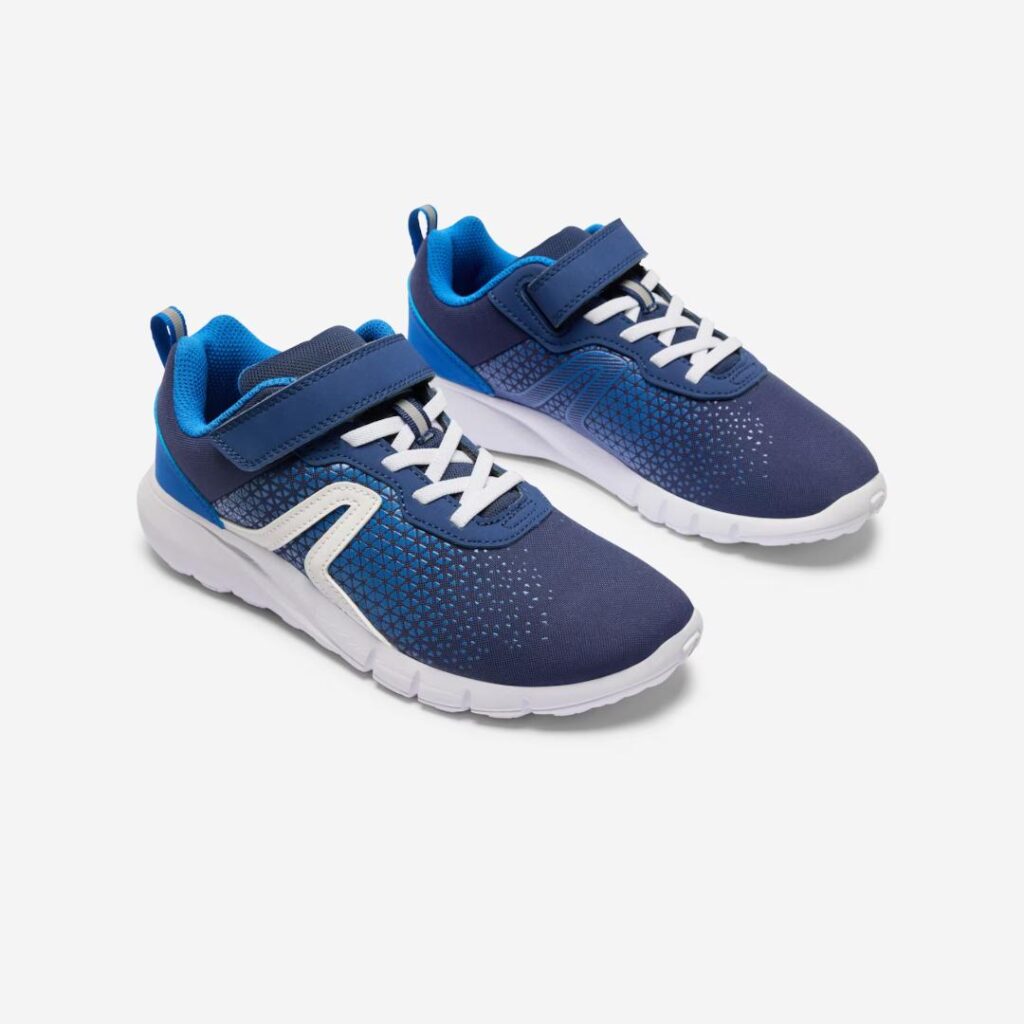 Chaussure enfant à scratch légère