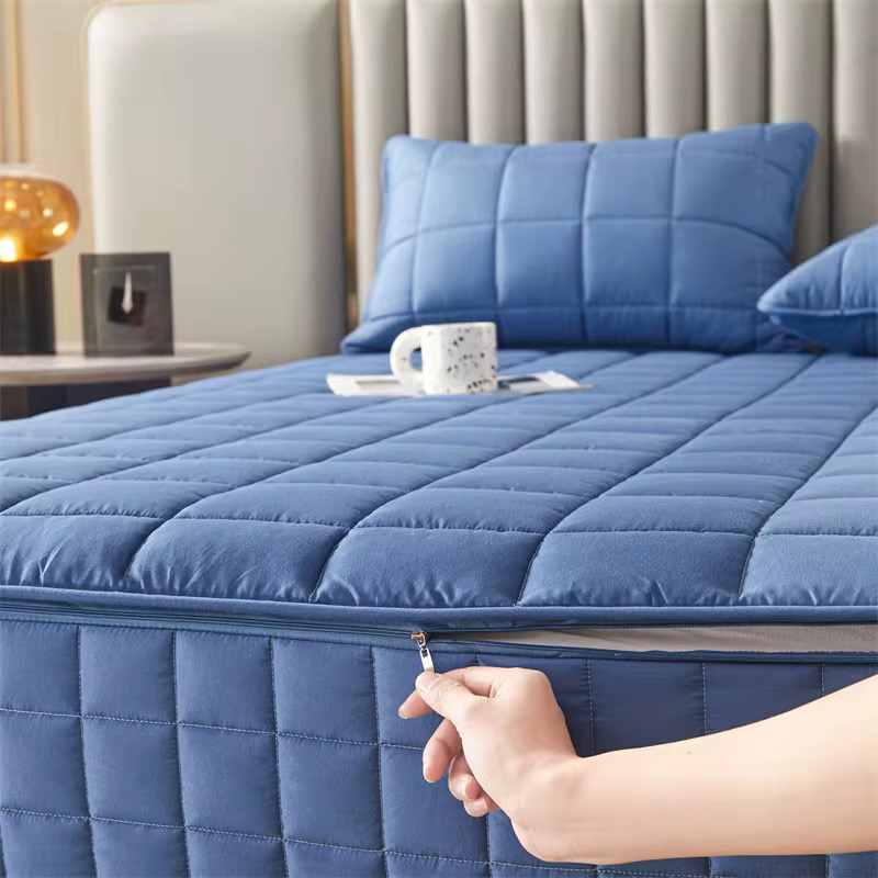 Housse de Matelas Imperméable Matelassé avec 2 Taies, Anti-bactérien, Polyester avec Fermeture Eclair